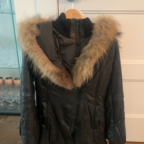 Sicily leather coat with real fur trim/down filled - Picture 4 of 4